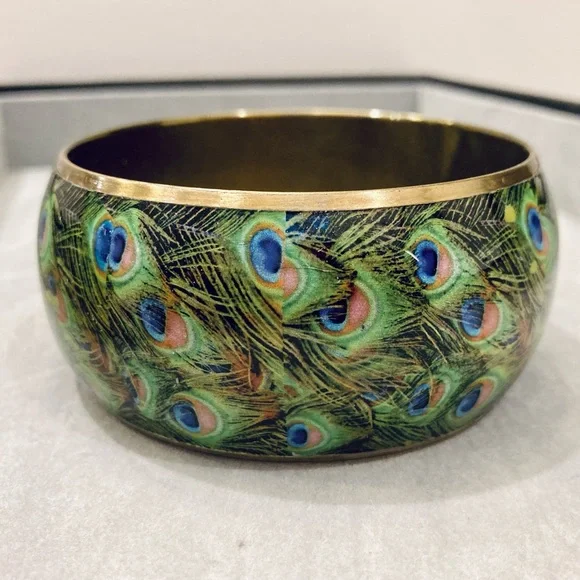 Gifted - Peacock feather wide bangle bracelet - Picture 2 of 5